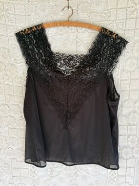 Vintage Black Lace-Trim Women’s Tank Top XL made USA